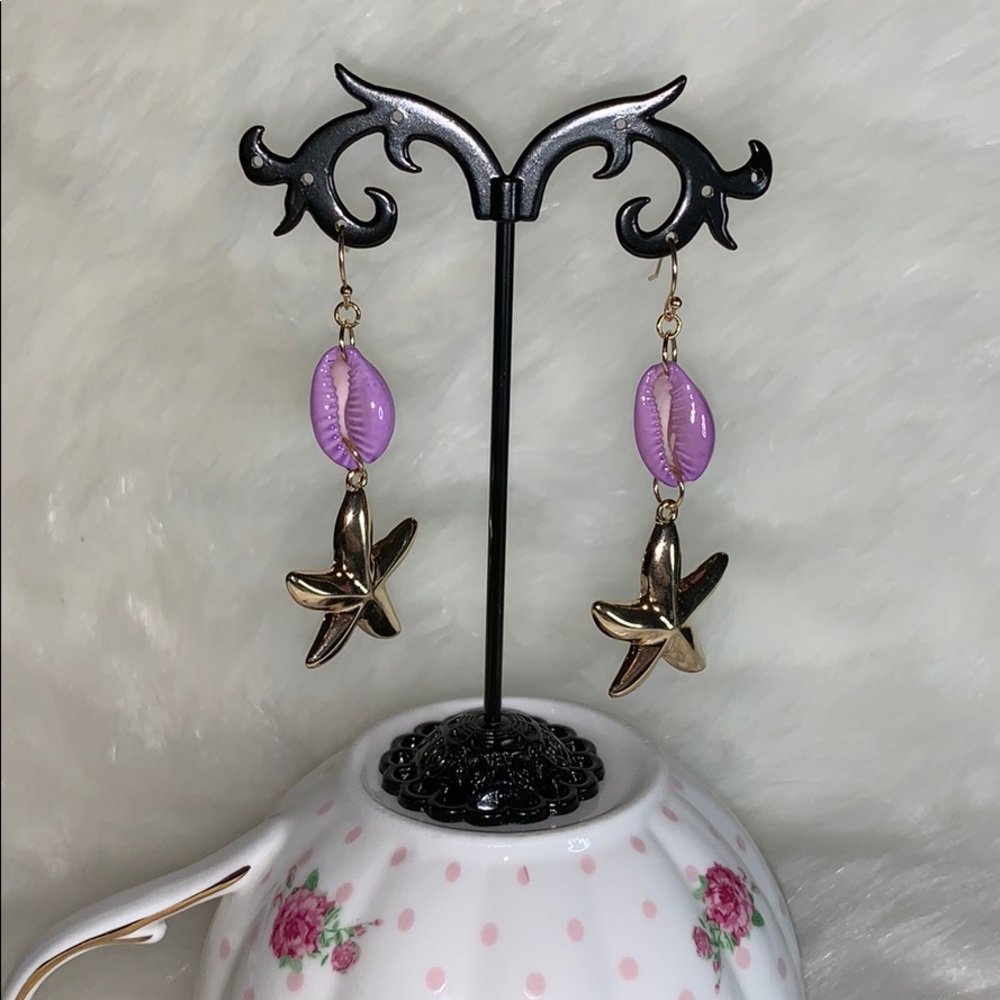 Gold Tone Starfish and Cowrie Seashell Earrings